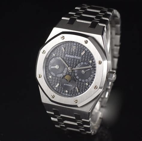 audemars piguet royal oak con fase lunare e rubini|audemars royal oak collection.